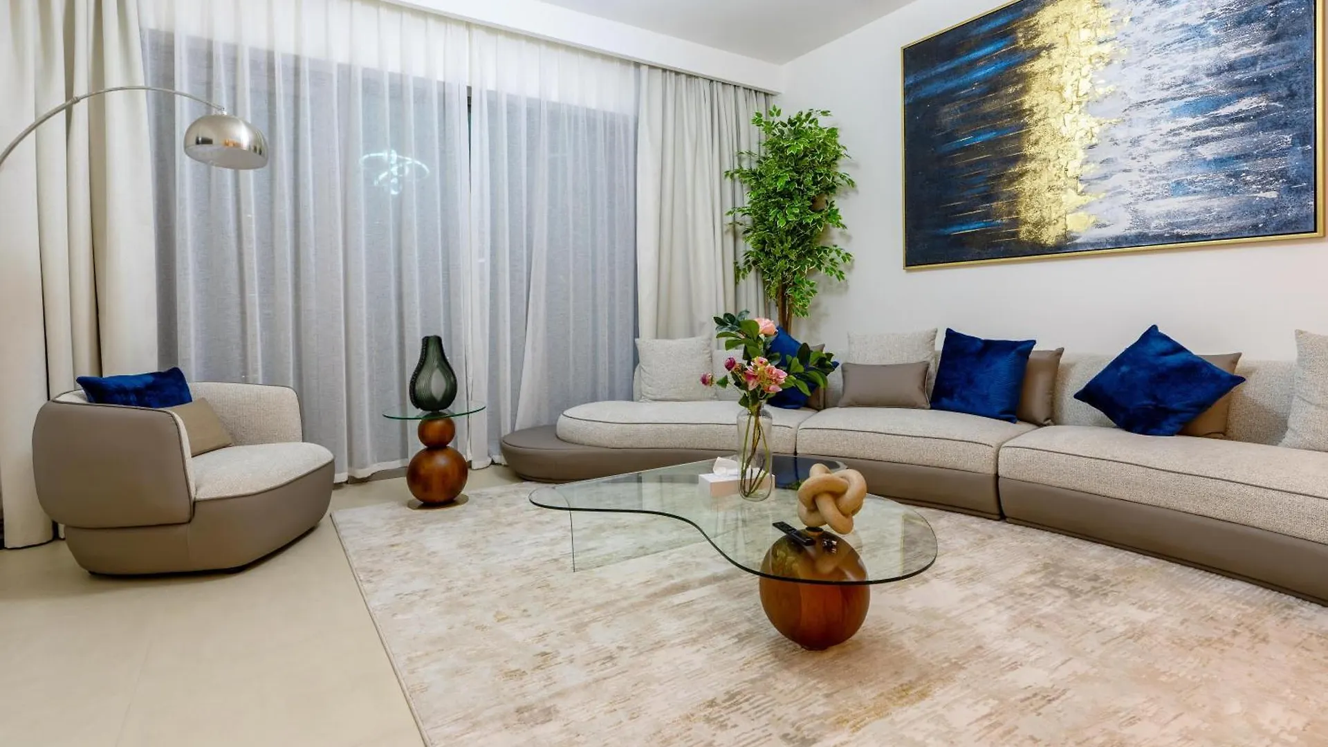 3 Bedrooms Apartment In Downtown Views - Dubai Burj Khalifa View