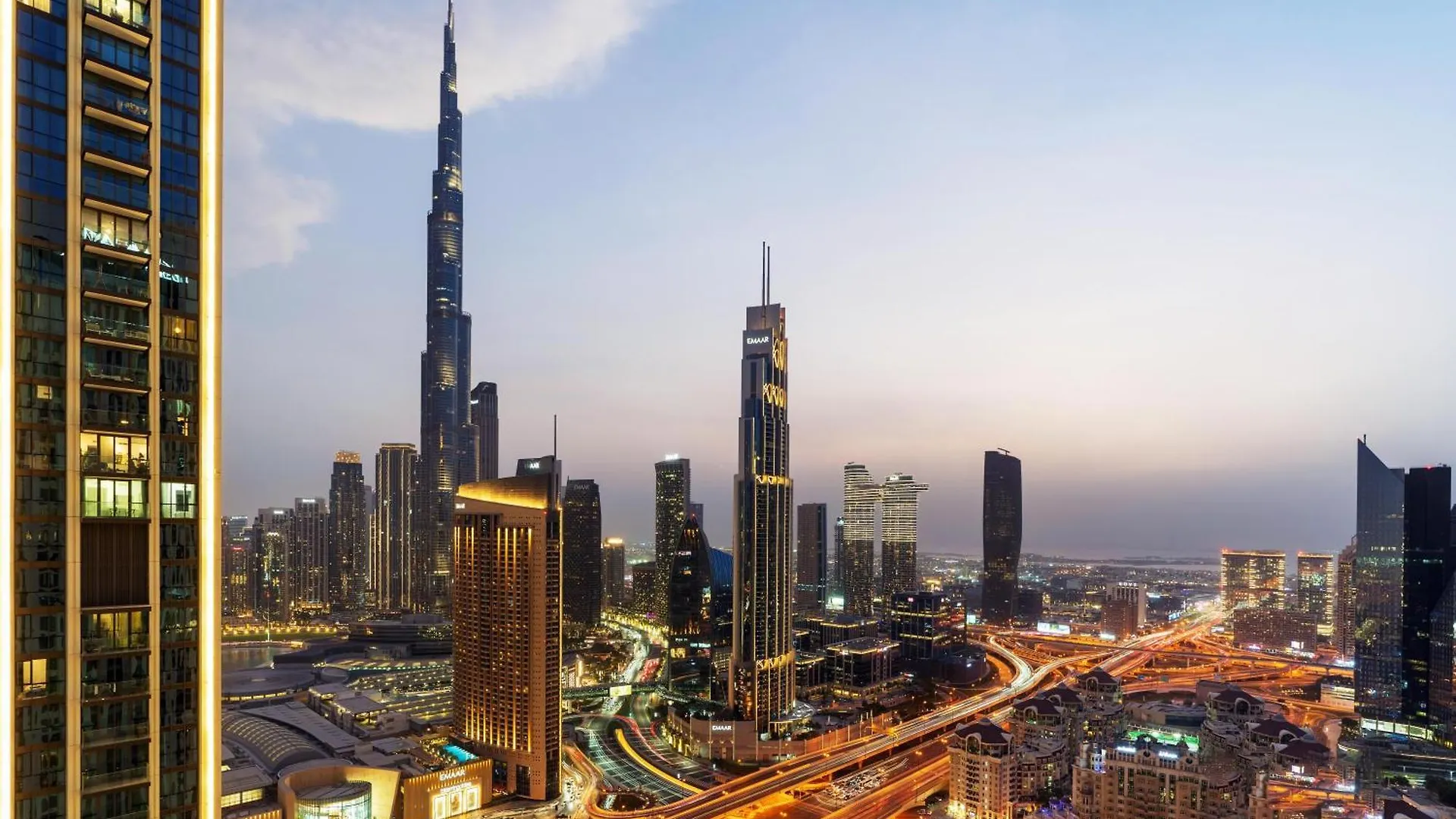 3 Bedrooms Apartment In Downtown Views - Dubai Burj Khalifa View